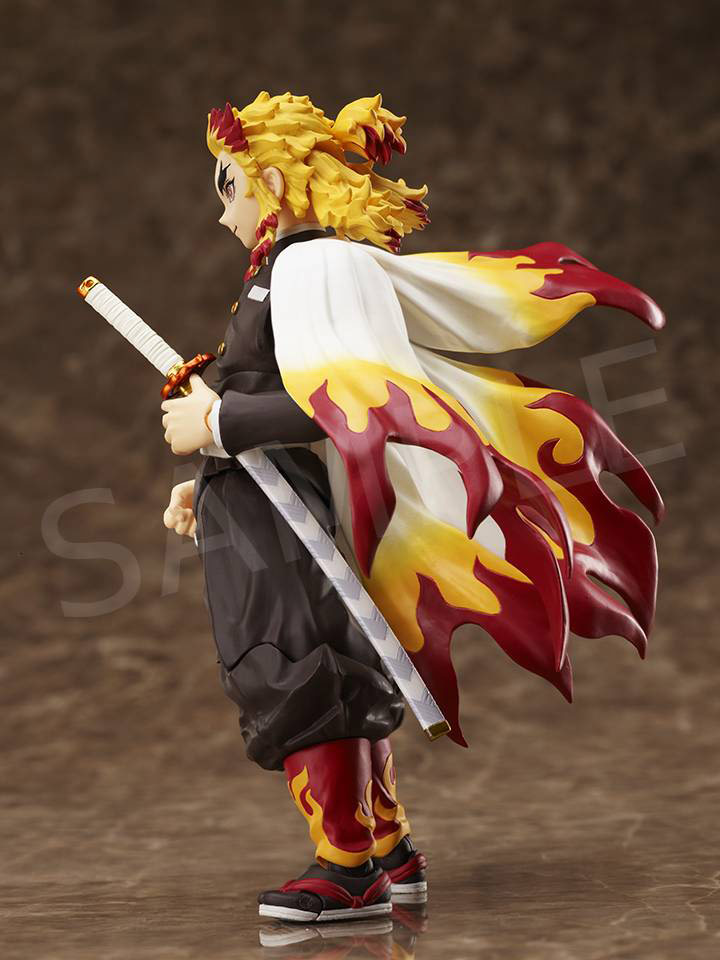 kyojuro rengoku mugen train demon slayer kimetsu no yaiba figure