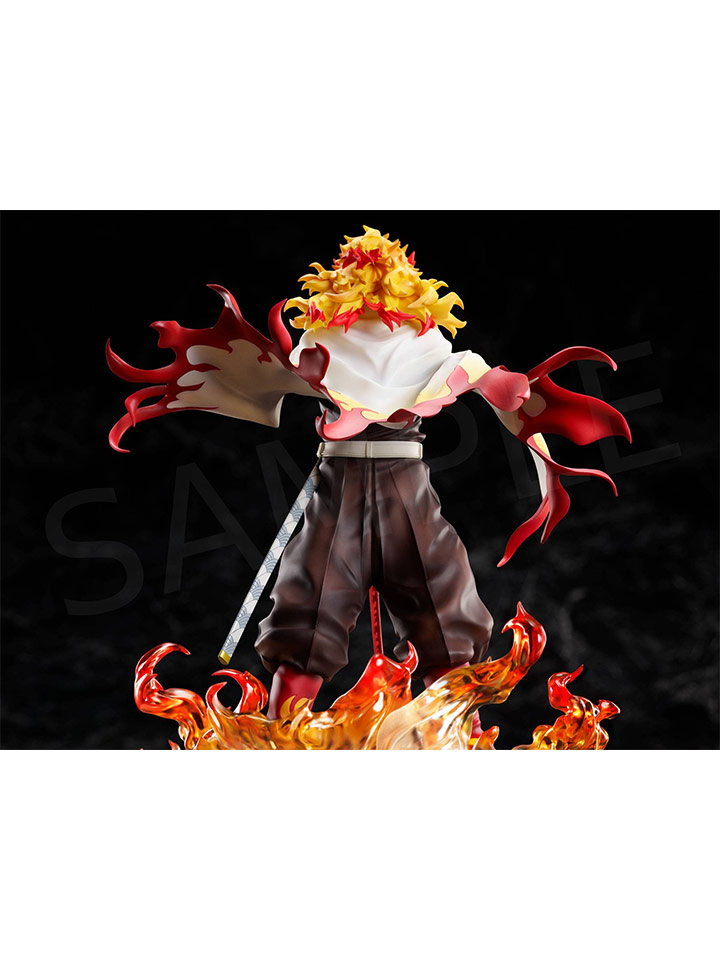 kyojuro rengoku mugen train demon slayer kimetsu no yaiba figure