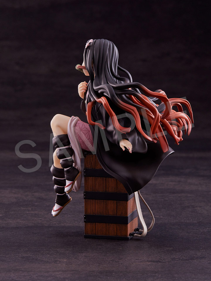 nezuko fighting figure