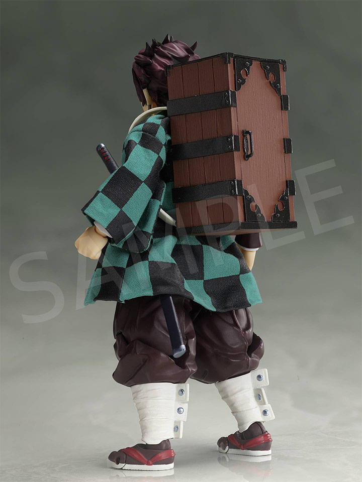 Riachuelo  Boneco Articulado - Demon Slayer - Tanjiro Kamado