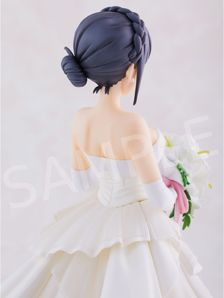 SHOKO MAKINOHARA Wedding ver 1/7 Scale Figure 12